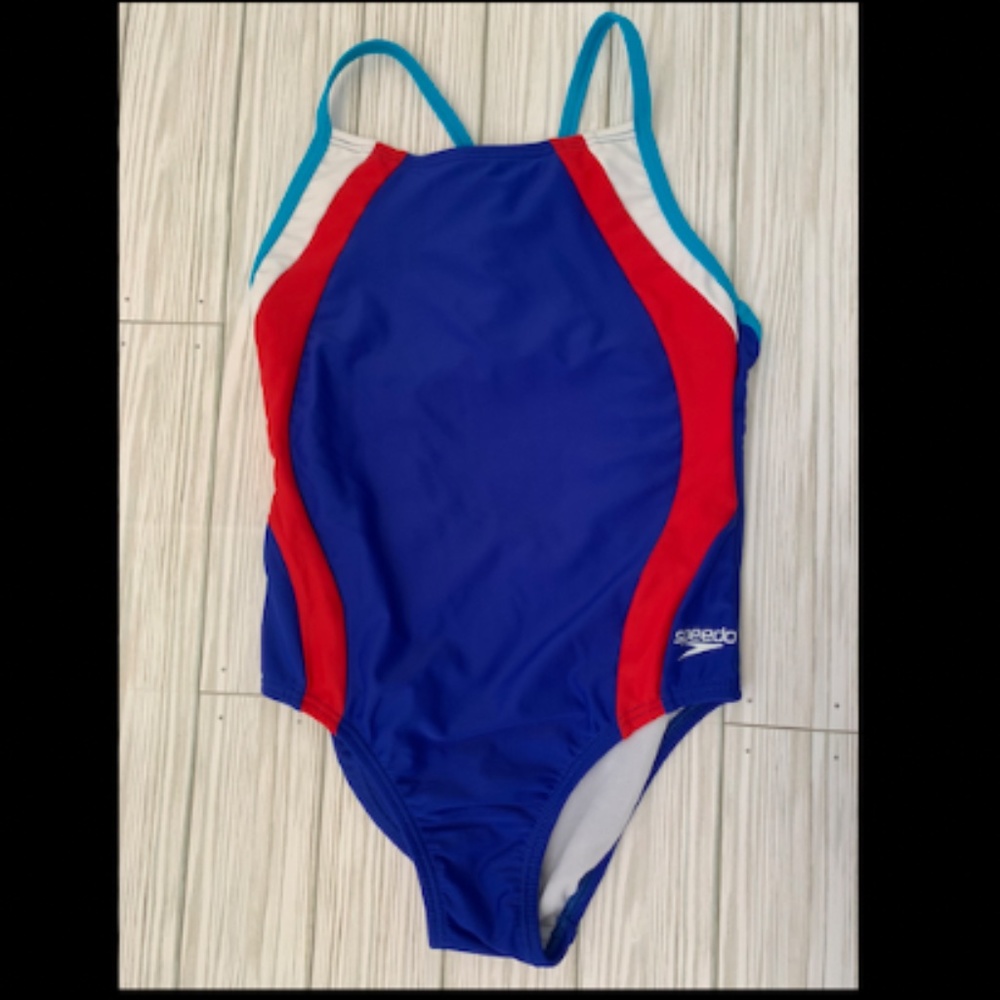 Speedo one piece swimsuit size 8